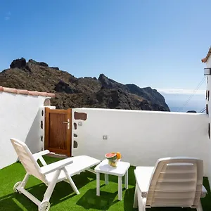 https://homelike-nature-carrizales-and-masca-house-wifi.in-canary-islands.com