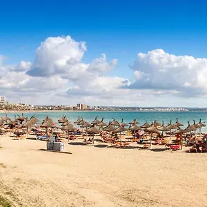 https://villa-marbella-6-rooms-w-pool-70m-to-the-beach.balearic-islands.net